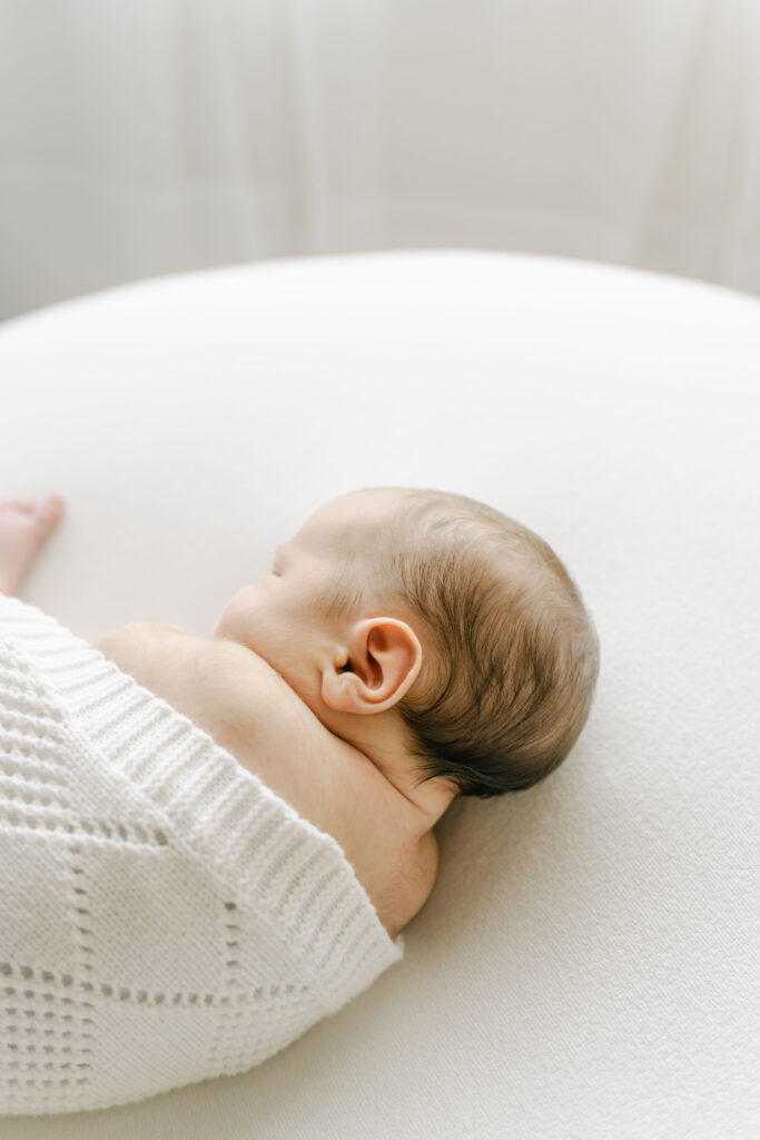 Newborn Photograher in downtown Roswell Georgia